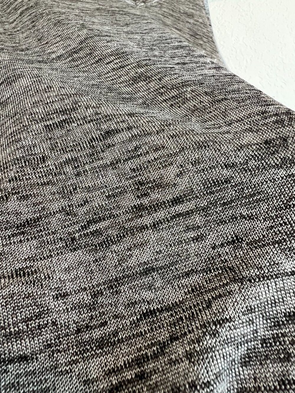 Express Gray Metallic Shimmer Sleeveless V-Neck Side Tie Tank Top M - Picture 3 of 7
